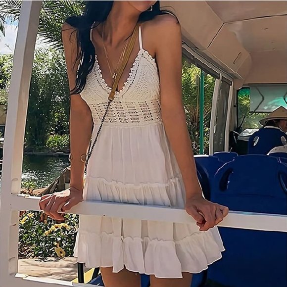 Forever 21 Dresses & Skirts - White sundress size medium 🌟